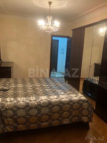 Satılır 4 otaqlı köhnə tikili 110 m², Qara Qarayev m., photo 5 from 19