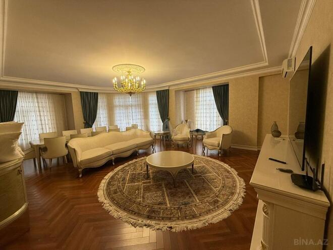 Продаётся 4-комн. новостройка 210 м², Насиминский  р., photo 3 from 16