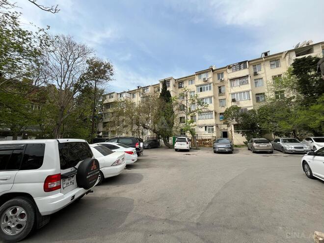 Продаётся 2-комн. вторичка 40 м², м. Гянджлик, photo 14 from 19
