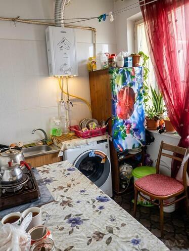 Satılır 1 otaqlı köhnə tikili 38 m², Massiv V q., photo 5 from 7