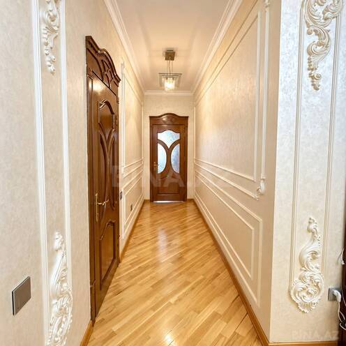 Satılır 4 otaqlı köhnə tikili 203 m², Nizami m., photo 5 from 12