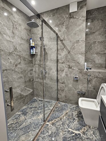 İcarəyə verilir 3 otaqlı yeni tikili 117 m², 28 May m., photo 18 from 29