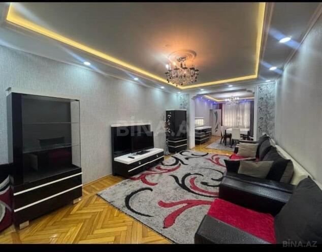 Satılır 3 otaqlı köhnə tikili 100 m², Yasamal r., photo 1 from 16