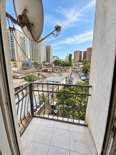 Продаётся 3-комн. новостройка 85 м², м. Низами, photo 4 from 11