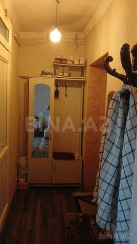 Satılır 2 otaqlı köhnə tikili 30 m², İnşaatçılar m., photo 7 from 8