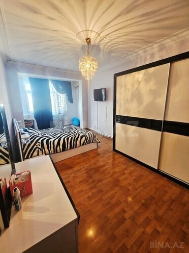Продаётся 5-комн. вторичка 130 м², м. Азадлыг проспекти, photo 3 from 12
