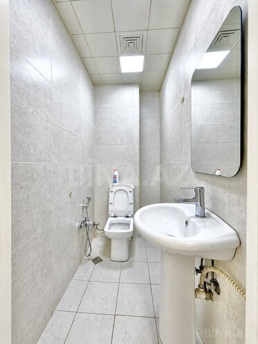 Сдается 3-комн. новостройка 115 м², м. Кара Караев, photo 14 from 21
