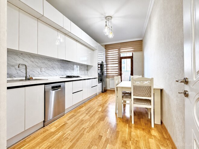 Сдается 3-комн. новостройка 115 м², м. Кара Караев, photo 4 from 21