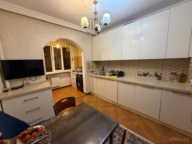 Продается 5-комн. вторичка 120 м², м. Азадлыг проспекти, photo 13 from 17