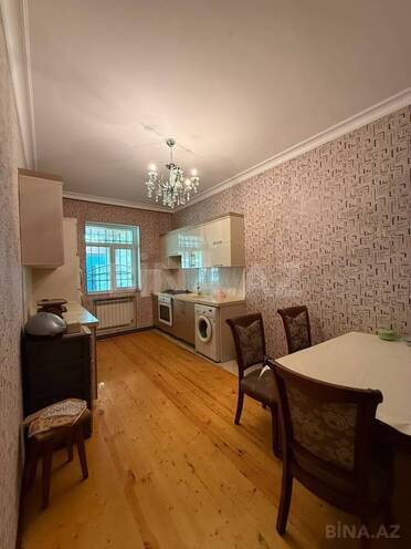 Satılır 7 otaqlı həyət evi/bağ evi 350 m², Novxanı q., photo 4 from 17