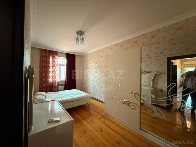Satılır 7 otaqlı həyət evi/bağ evi 350 m², Novxanı q., photo 13 from 17