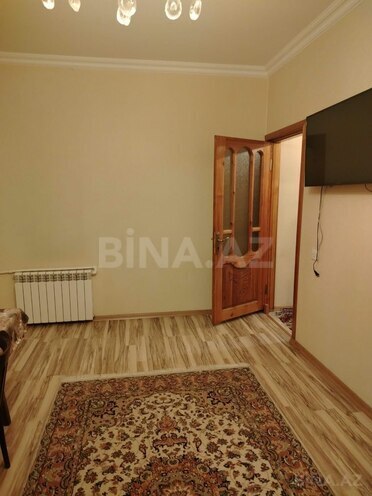 İcarəyə verilir 2 otaqlı köhnə tikili 60 m², 8-ci mikrorayon q., photo 3 from 12