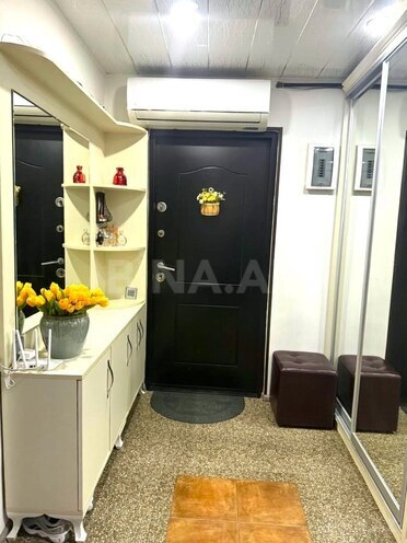 Продаётся 3-комн. вторичка 70 м², м. Халглар Достлугу, photo 13 from 14