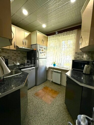Продаётся 3-комн. вторичка 70 м², м. Халглар Достлугу, photo 9 from 14