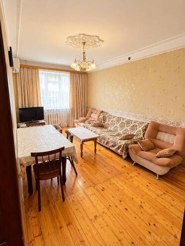 Сдаётся 2-комн. вторичка 65 м², м. Кара Караев, photo 4 from 12