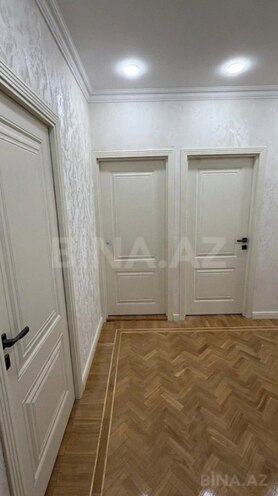 İcarəyə verilir 3 otaqlı köhnə tikili 850 m², İnşaatçılar m., photo 3 from 12