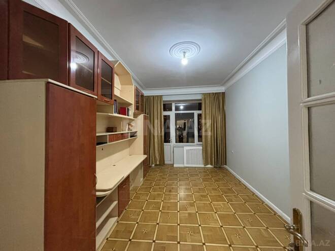 Сдаётся 3-комн. вторичка 73 м², м. Низами, photo 7 from 12