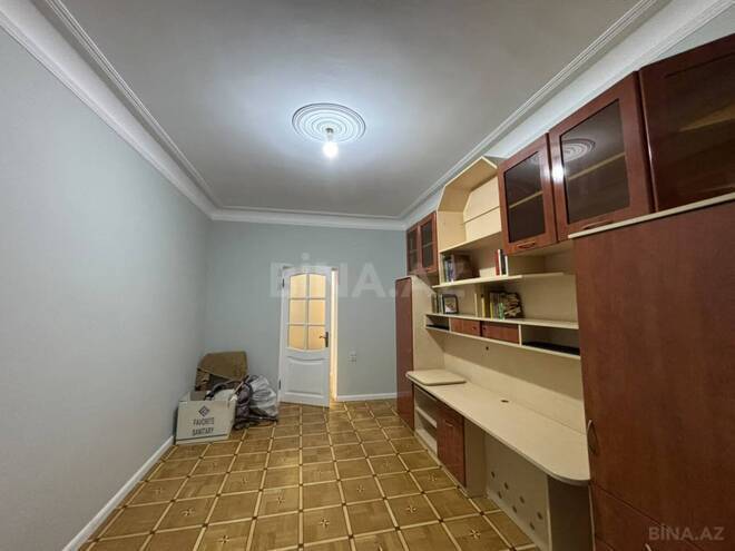 Сдаётся 3-комн. вторичка 73 м², м. Низами, photo 6 from 12