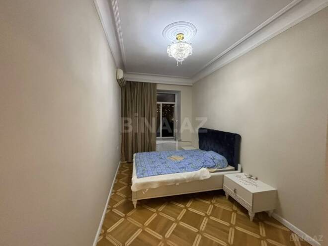 Сдаётся 3-комн. вторичка 73 м², м. Низами, photo 4 from 12