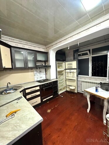 Сдаётся 3-комн. вторичка 85 м², м. Кара Караев, photo 9 from 12