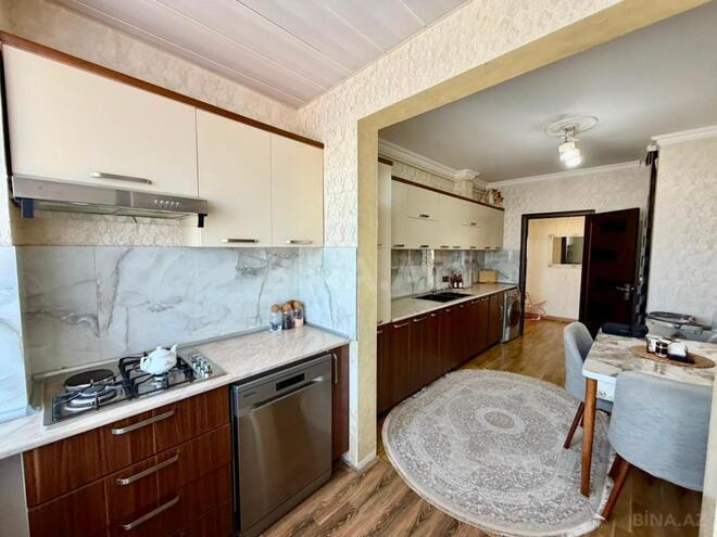 Satılır 5 otaqlı köhnə tikili 120 m², Bakıxanov q., photo 18 from 28
