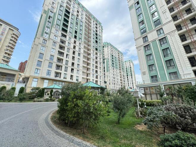 Продается 2-комн. новостройка 93 м², м. Гянджлик, photo 1 from 21