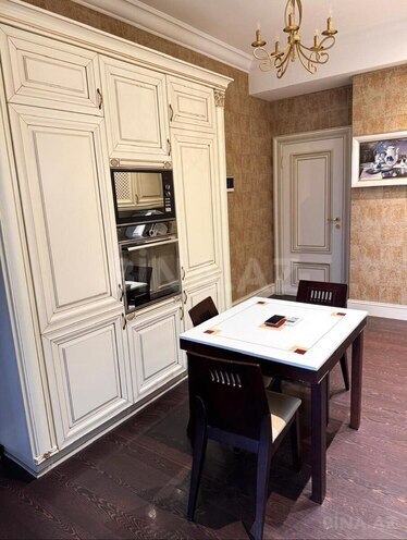 Satılır 4 otaqlı yeni tikili 172 m², Sahil m., photo 14 from 27