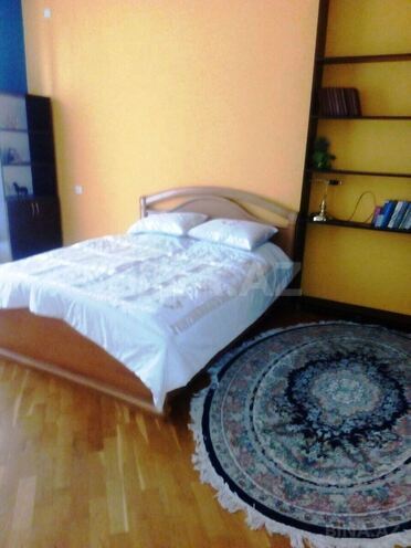 İcarəyə verilir 3 otaqlı köhnə tikili 80 m², Elmlər Akademiyası m., photo 7 from 16