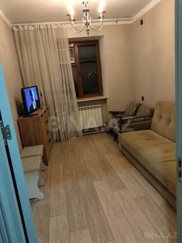 Продаётся 3-комн. вторичка 80 м², м. Нариман Нариманов, photo 1 from 19