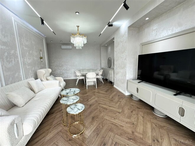 Сдаётся 3-комн. новостройка 150 м², м. 8 ноября, photo 4 from 25