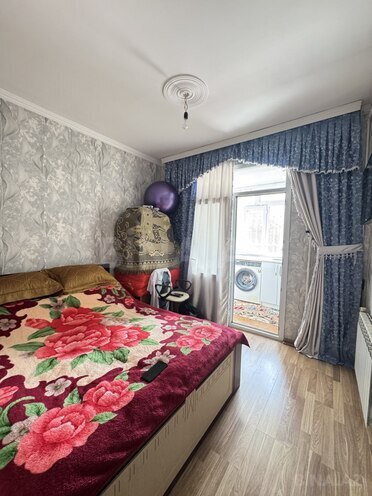 Satılır 3 otaqlı köhnə tikili 54 m², Hövsan q., photo 12 from 19