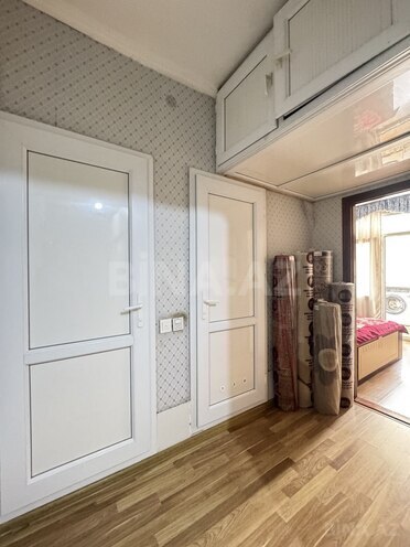 Satılır 3 otaqlı köhnə tikili 54 m², Hövsan q., photo 3 from 19