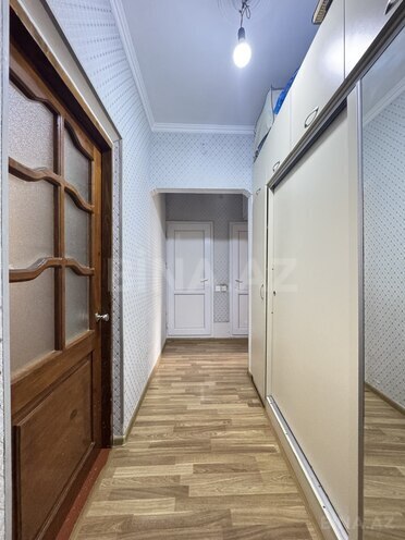 Satılır 3 otaqlı köhnə tikili 54 m², Hövsan q., photo 1 from 19