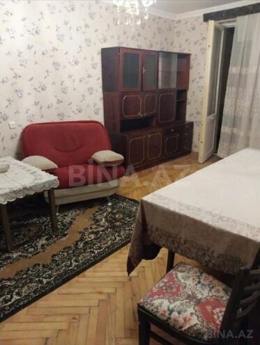 Сдаётся 2-комн. вторичка 60 м², м. Иншаатчылар, photo 1 from 7