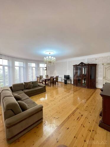 İcarəyə verilir 3 otaqlı yeni tikili 130 m², Şah İsmayıl Xətai m., photo 1 from 12