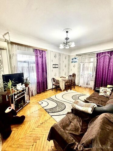 Satılır 2 otaqlı köhnə tikili 60 m², Nəriman Nərimanov m., photo 1 from 12