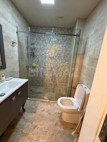 Сдаётся 3-комн. новостройка 110 м², Насиминский  р., photo 15 from 16