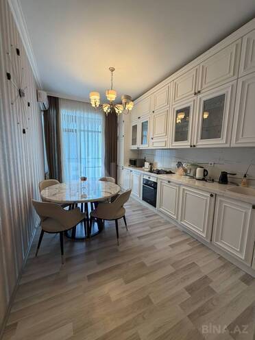Сдаётся 3-комн. новостройка 110 м², Насиминский  р., photo 1 from 16