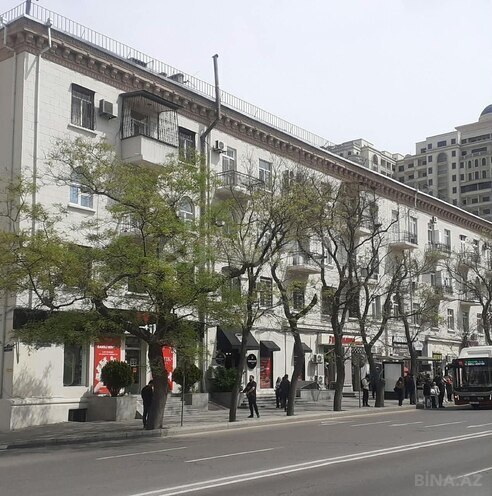 İcarəyə verilir 2 otaqlı köhnə tikili 60 m², Elmlər Akademiyası m., photo 12 from 13