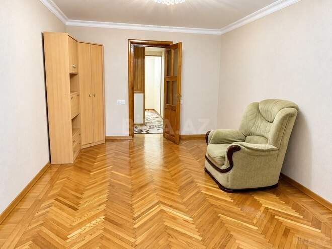 Продаётся 3-комн. вторичка 85 м², м. Нариман Нариманов, photo 3 from 16