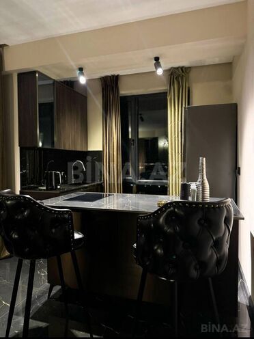 Сдается 2-комн. новостройка 80 м², м. Кара Караев, photo 1 from 6