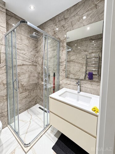 İcarəyə verilir 3 otaqlı yeni tikili 75 m², Bakmil m., photo 8 from 13