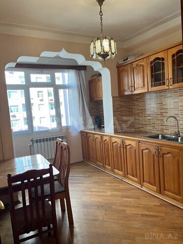 İcarəyə verilir 2 otaqlı köhnə tikili 65 m², 8-ci mikrorayon q., photo 6 from 13