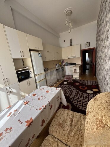 Сдается 2-комн. вторичка 80 м², м. Нариман Нариманов, photo 8 from 14