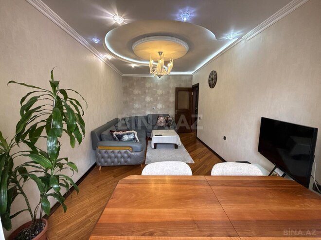 Продаётся 3-комн. вторичка 90 м², м. Халглар Достлугу, photo 3 from 19