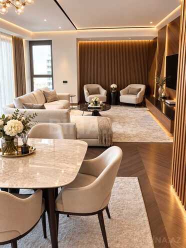Сдается 3-комн. новостройка 220 м², м. 28 мая, photo 1 from 15