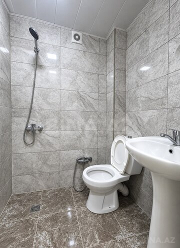 Продаётся 2-комн. вторичка 40 м², м. Элмляр Академиясы, photo 7 from 9