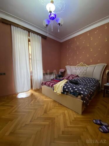 Продаётся 2-комн. вторичка 60 м², м. Нариман Нариманов, photo 4 from 13
