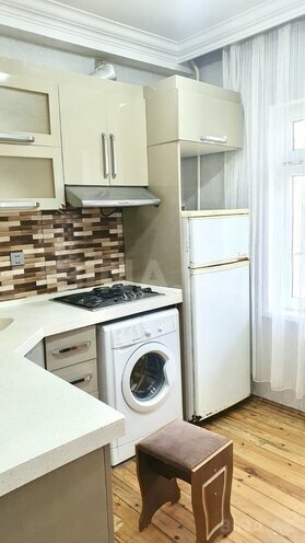 Сдаётся 1-комн. вторичка 40 м², м. Иншаатчылар, photo 6 from 11