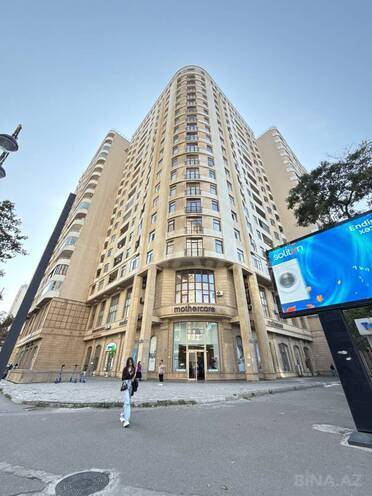 Продается 2-комн. новостройка 92 м², м. Элмляр Академиясы, photo 1 from 27